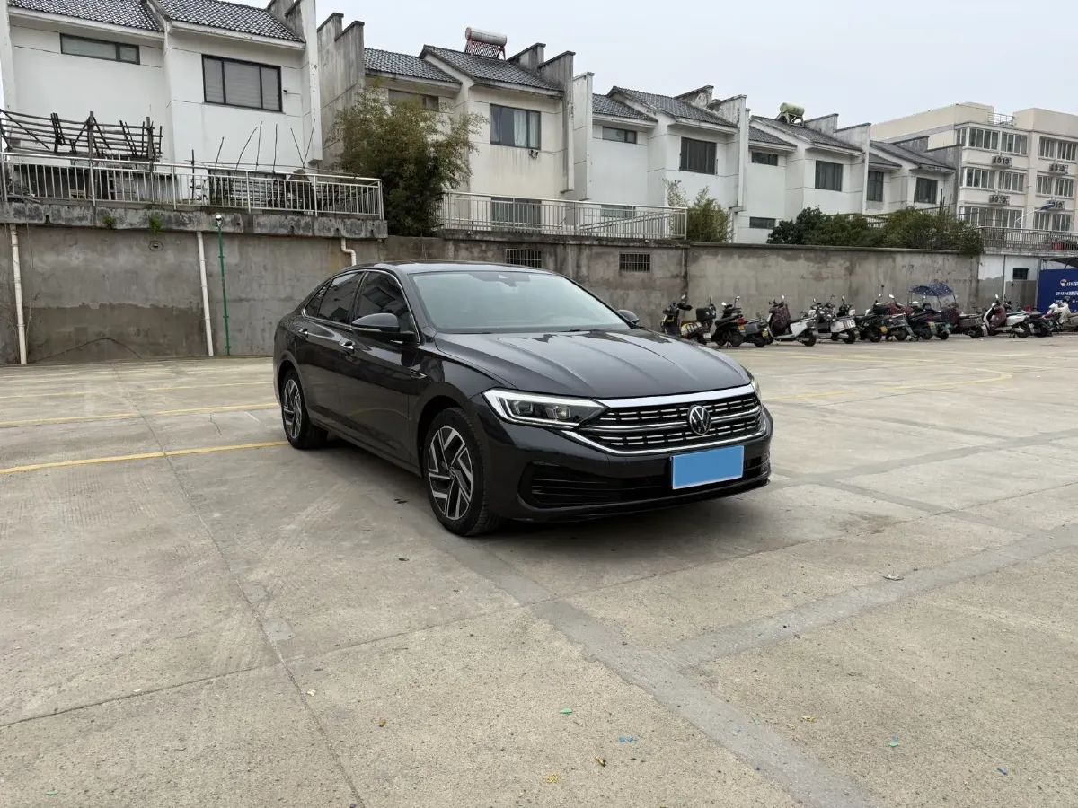 2023 Volkswagen Sagitar 1.5T 160HP L4 7DCT,autocango,china used car exporter,china ev exporter,chinese used car exporter,chinese used ev exporter