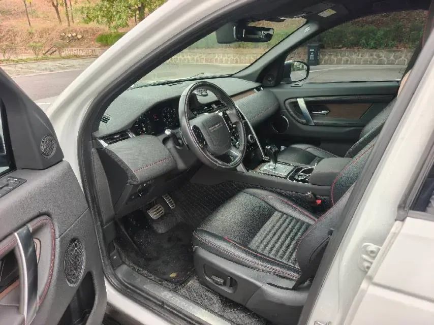 2021 Land Rover Discovery Sport 2.0T 249HP L4 9AT,autocango,china used car exporter,china ev exporter,chinese used car exporter,chinese used ev exporter