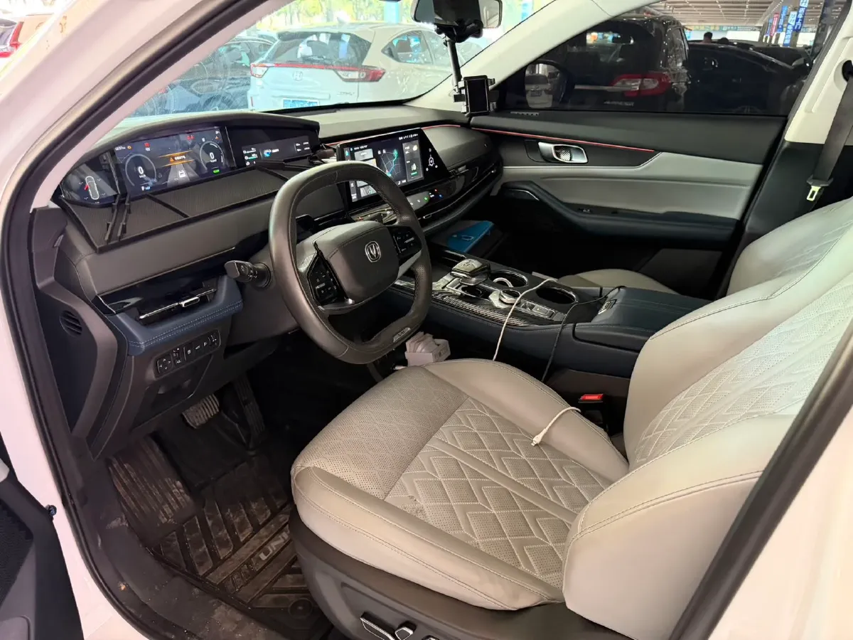 2022 Chevrolet Menlo BEV 61.1KWH,autocango,china used car exporter,china ev exporter,chinese used car exporter,chinese used ev exporter