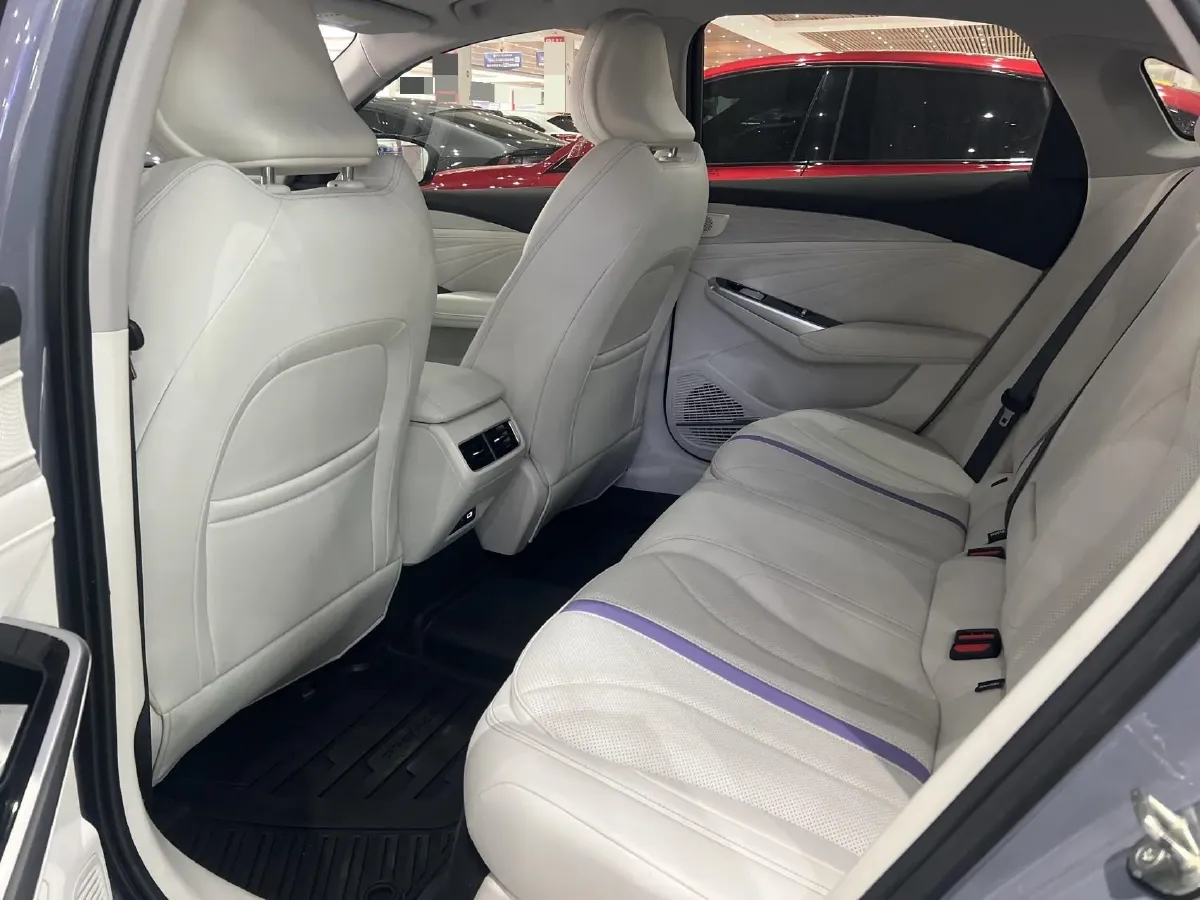 2024 Geely Preface 1.5T 163HP L4 3DHT Hybrid,autocango,china used car exporter,china ev exporter,chinese used car exporter,chinese used ev exporter