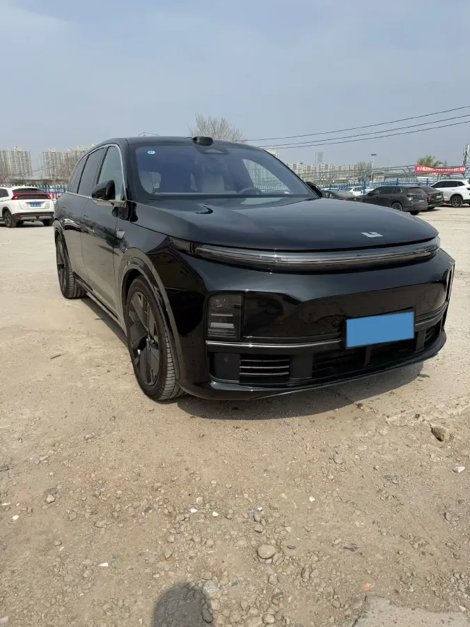 2024 Li L8 Range Extended 154HP REEV 52.3KWH,autocango,china used car exporter,china ev exporter,chinese used car exporter,chinese used ev exporter