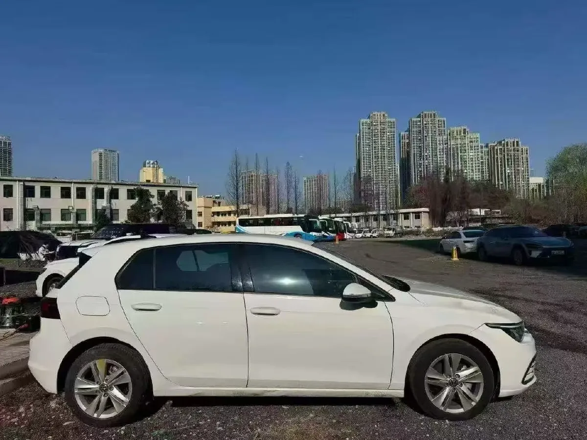 2021 Volkswagen Golf 1.2T 116HP L4 7DCT,autocango,china used car exporter,china ev exporter,chinese used car exporter,chinese used ev exporter