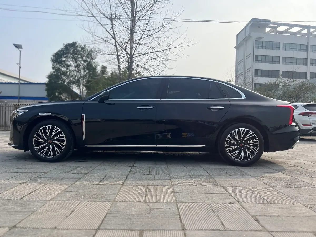 2025 HongQi H5 1.5T 169HP L4 1DHT Hybrid,autocango,china used car exporter,china ev exporter,chinese used car exporter,chinese used ev exporter