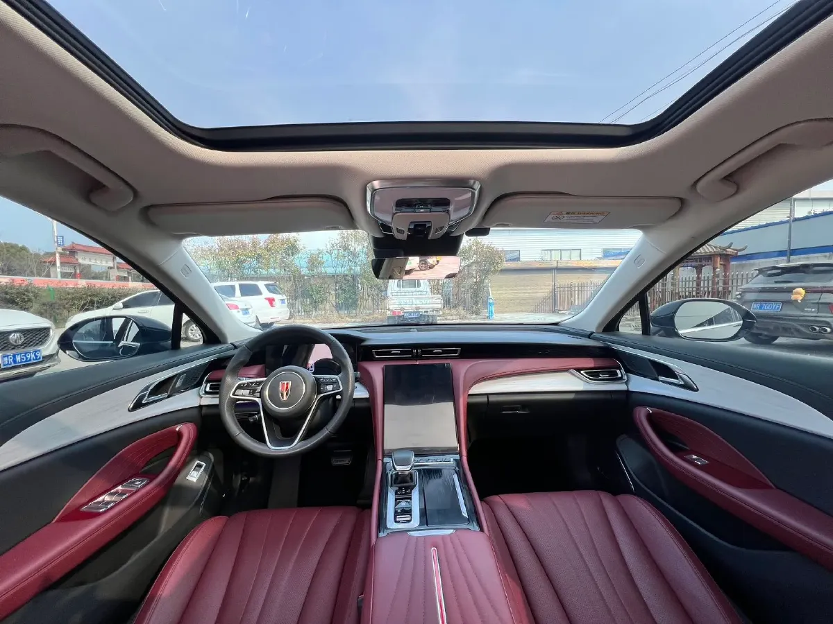 2025 HongQi H5 1.5T 169HP L4 1DHT Hybrid,autocango,china used car exporter,china ev exporter,chinese used car exporter,chinese used ev exporter