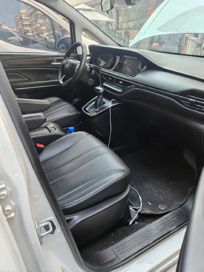 2021 GAC Trumpchi M6 1.5T 169HP L4 7DCT,autocango,china used car exporter,china ev exporter,chinese used car exporter,chinese used ev exporter