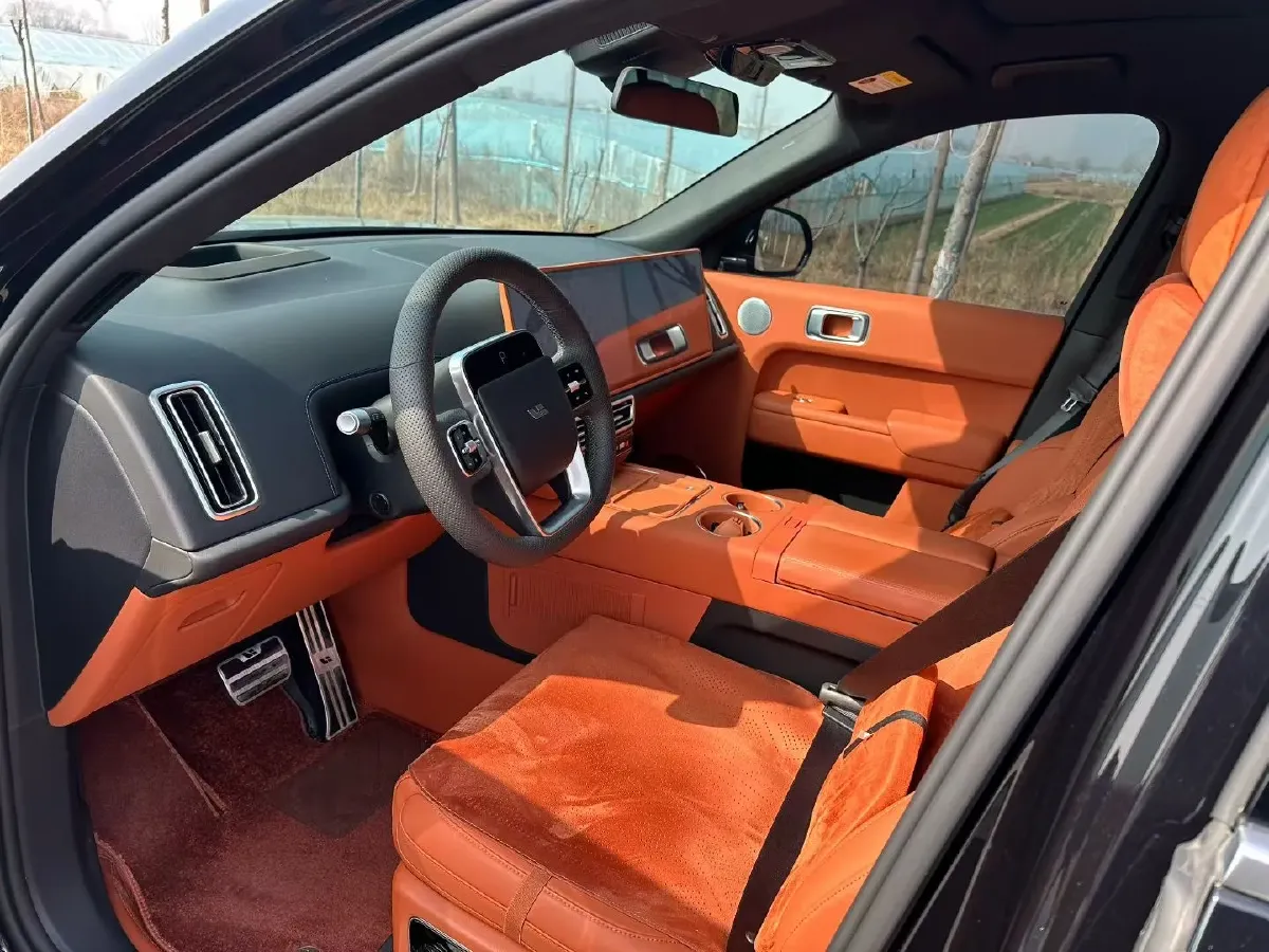 2025 Li L8 Range Extended 154HP REEV,autocango,china used car exporter,china ev exporter,chinese used car exporter,chinese used ev exporter