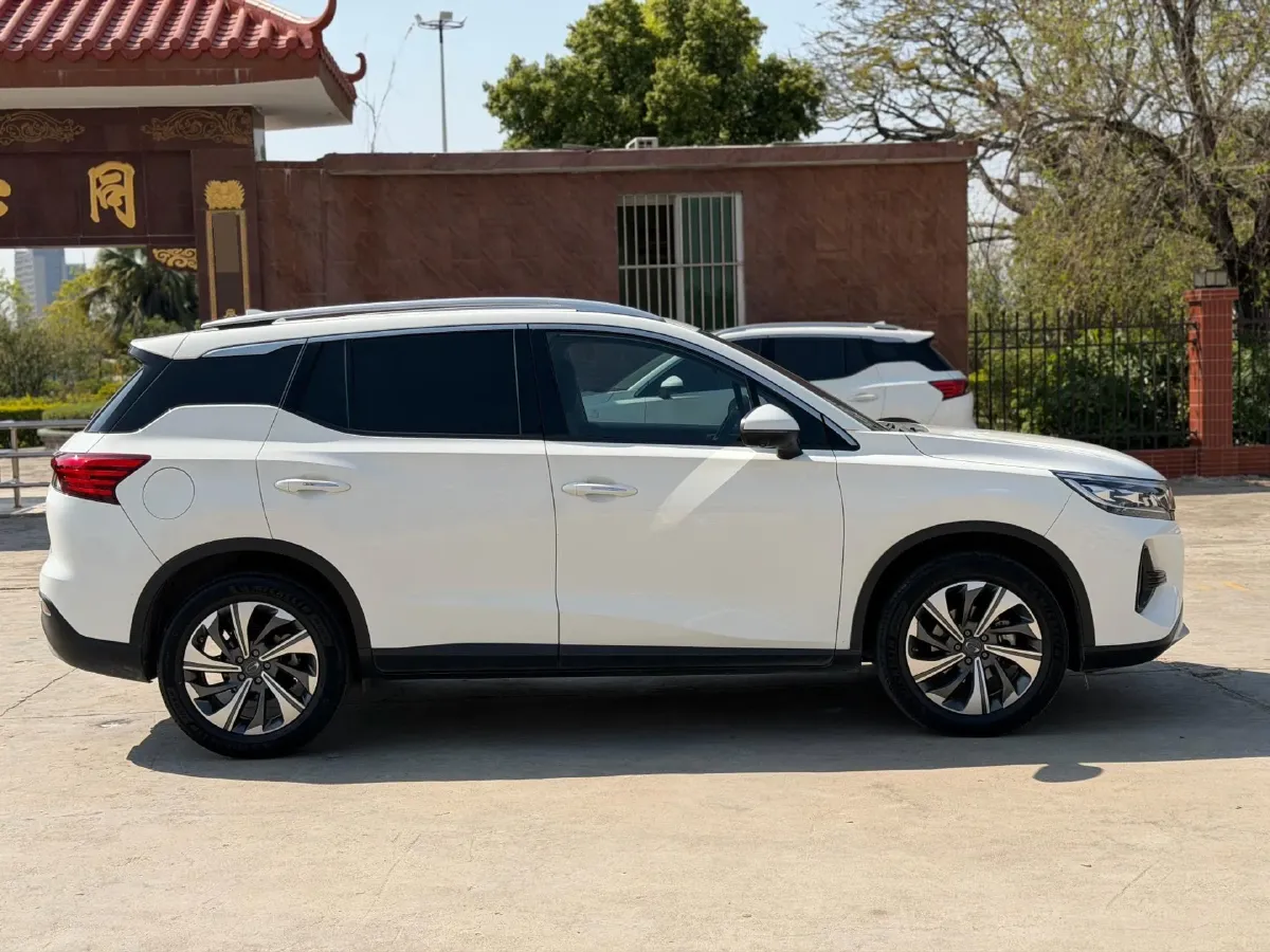 2021 GAC Trumpchi GS4 1.5T 169HP L4 6AT,autocango,china used car exporter,china ev exporter,chinese used car exporter,chinese used ev exporter