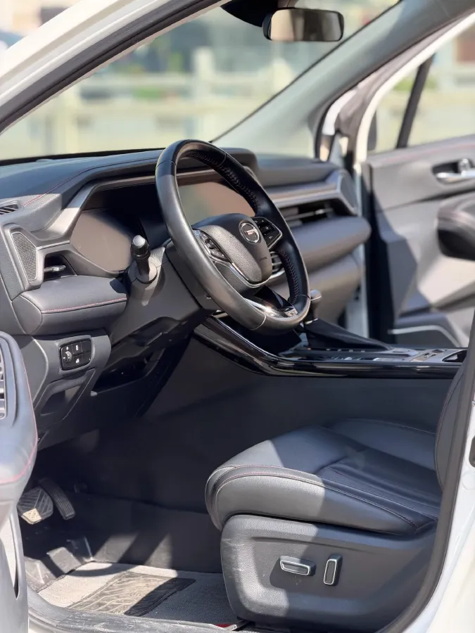 2021 GAC Trumpchi GS4 1.5T 169HP L4 6AT,autocango,china used car exporter,china ev exporter,chinese used car exporter,chinese used ev exporter