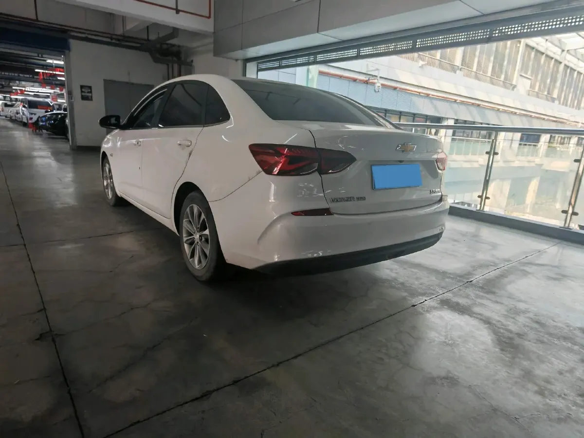 2021 Chevrolet Monza 1.5L 113HP L4 6AT,autocango,china used car exporter,china ev exporter,chinese used car exporter,chinese used ev exporter