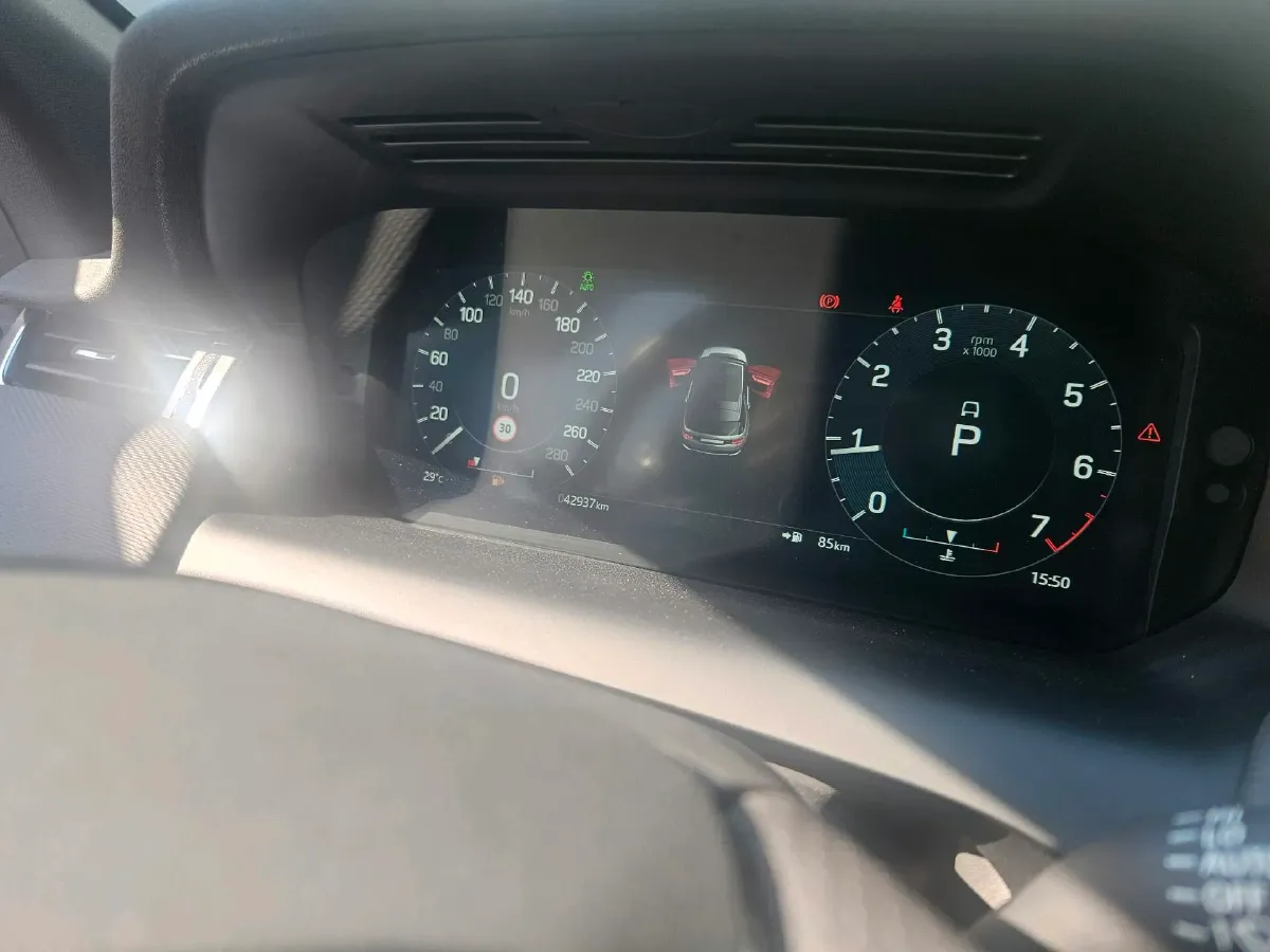 2022 Land Rover Discovery Sport 2.0T 249HP L4 9AT,autocango,china used car exporter,china ev exporter,chinese used car exporter,chinese used ev exporter