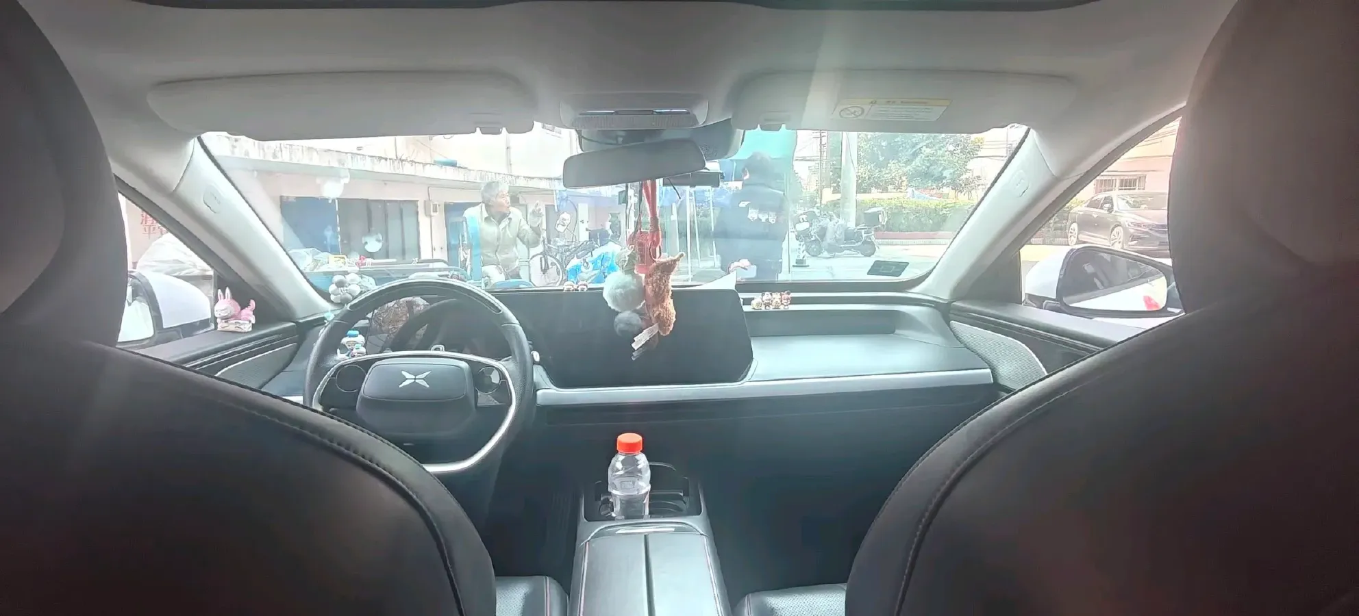 2021 Xpeng P7 BEV 60.2KWH,autocango,china used car exporter,china ev exporter,chinese used car exporter,chinese used ev exporter