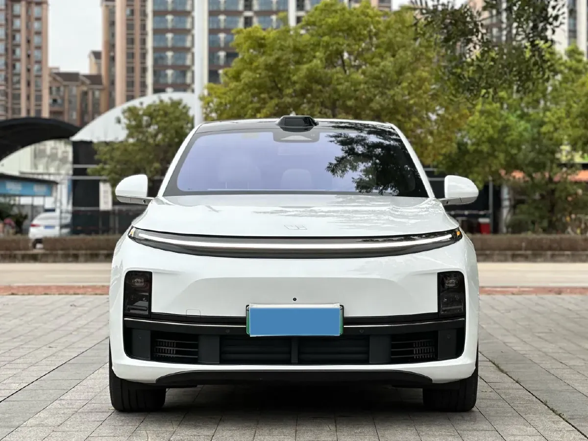 2023 Li L7 Range Extended 154HP REEV 40.9KWH,autocango,china used car exporter,china ev exporter,chinese used car exporter,chinese used ev exporter