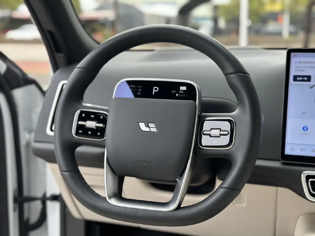 2023 Li L7 Range Extended 154HP REEV 40.9KWH,autocango,china used car exporter,china ev exporter,chinese used car exporter,chinese used ev exporter