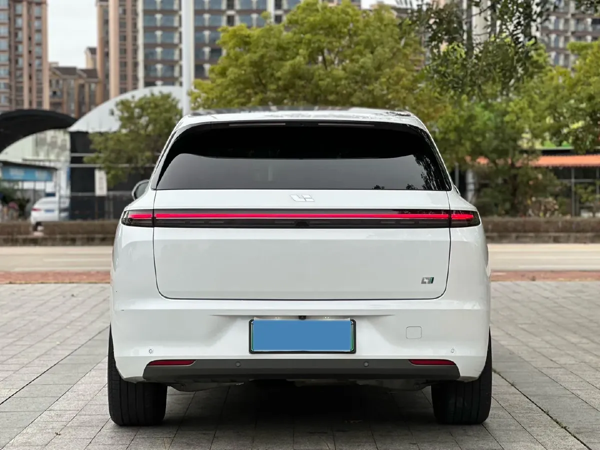 2023 Li L7 Range Extended 154HP REEV 40.9KWH,autocango,china used car exporter,china ev exporter,chinese used car exporter,chinese used ev exporter