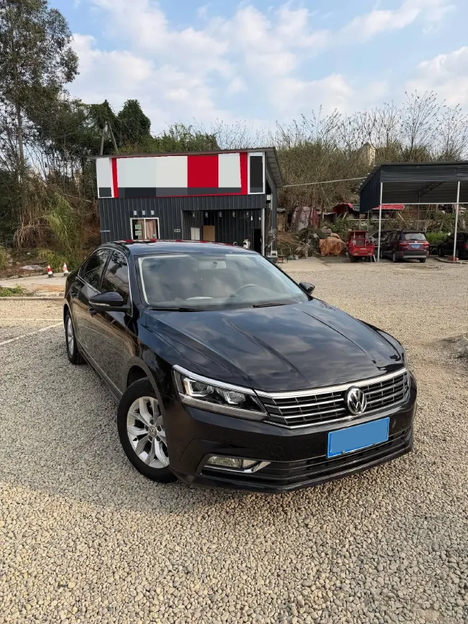 2017 Volkswagen Passat 1.4T 150HP L4 7DCT,autocango,china used car exporter,china ev exporter,chinese used car exporter,chinese used ev exporter
