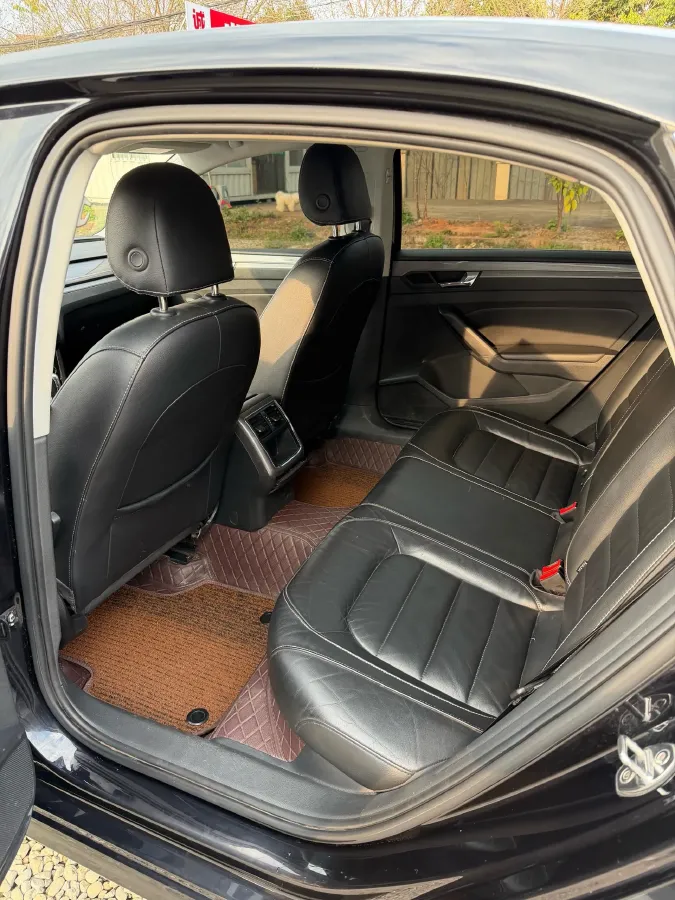 2017 Volkswagen Passat 1.4T 150HP L4 7DCT,autocango,china used car exporter,china ev exporter,chinese used car exporter,chinese used ev exporter