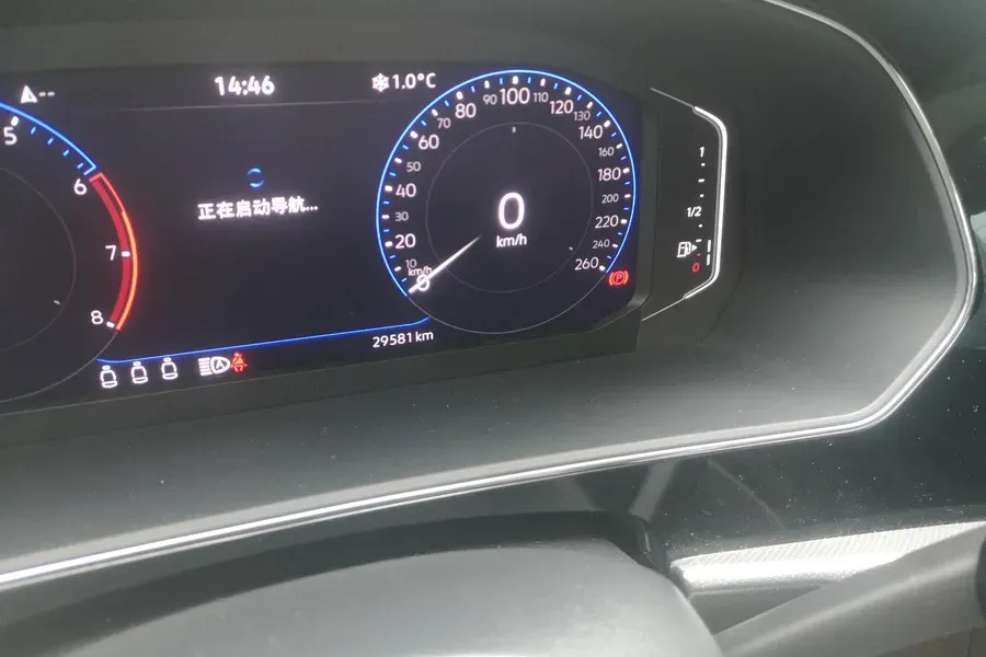 2024 Volkswagen Passat 2.0T 220HP L4 7DCT,autocango,china used car exporter,china ev exporter,chinese used car exporter,chinese used ev exporter