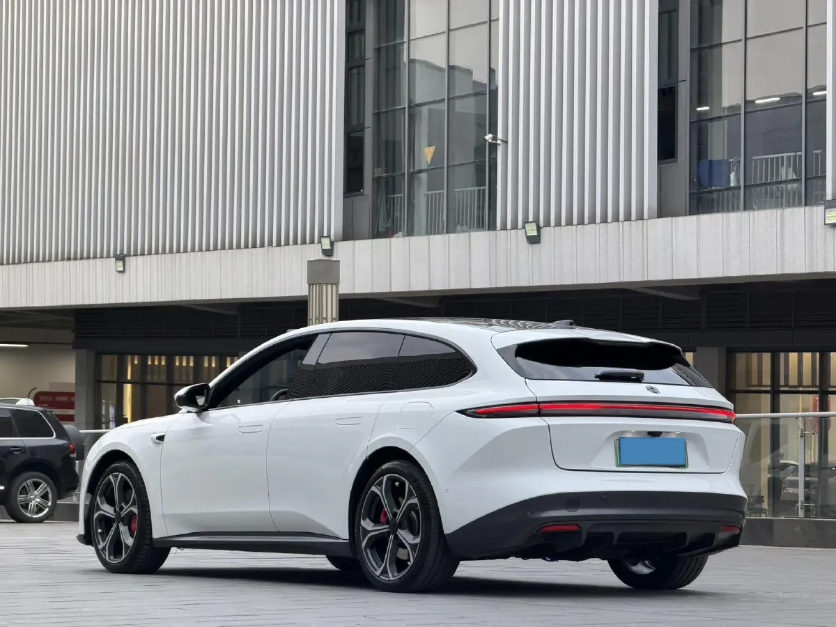 2024 NIO ET5T BEV 75KWH,autocango,china used car exporter,china ev exporter,chinese used car exporter,chinese used ev exporter