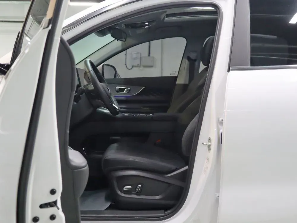 2025 Fulwin FulwinT8 1.5T 156HP L4 1DHT PHEV 18.67KWH,autocango,china used car exporter,china ev exporter,chinese used car exporter,chinese used ev exporter