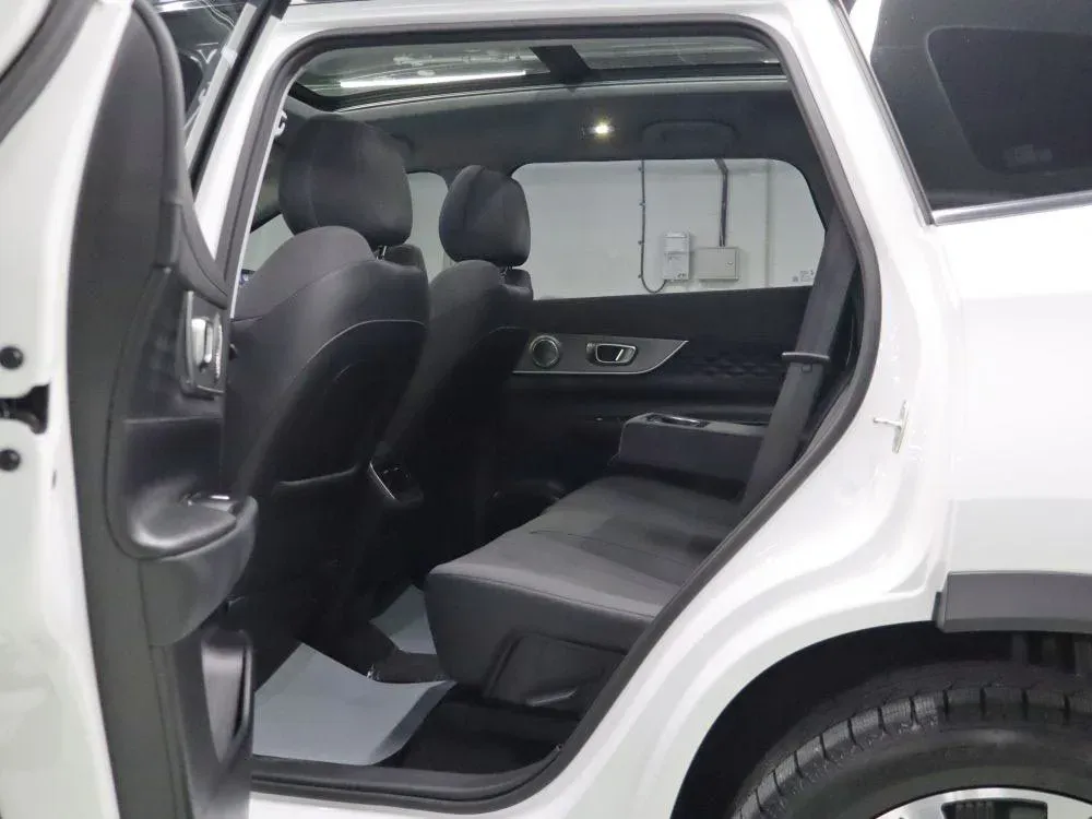 2025 Fulwin FulwinT8 1.5T 156HP L4 1DHT PHEV 18.67KWH,autocango,china used car exporter,china ev exporter,chinese used car exporter,chinese used ev exporter