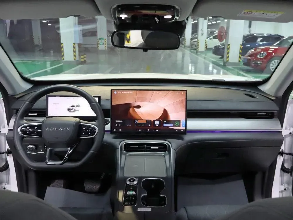 2025 Fulwin FulwinT8 1.5T 156HP L4 1DHT PHEV 18.67KWH,autocango,china used car exporter,china ev exporter,chinese used car exporter,chinese used ev exporter