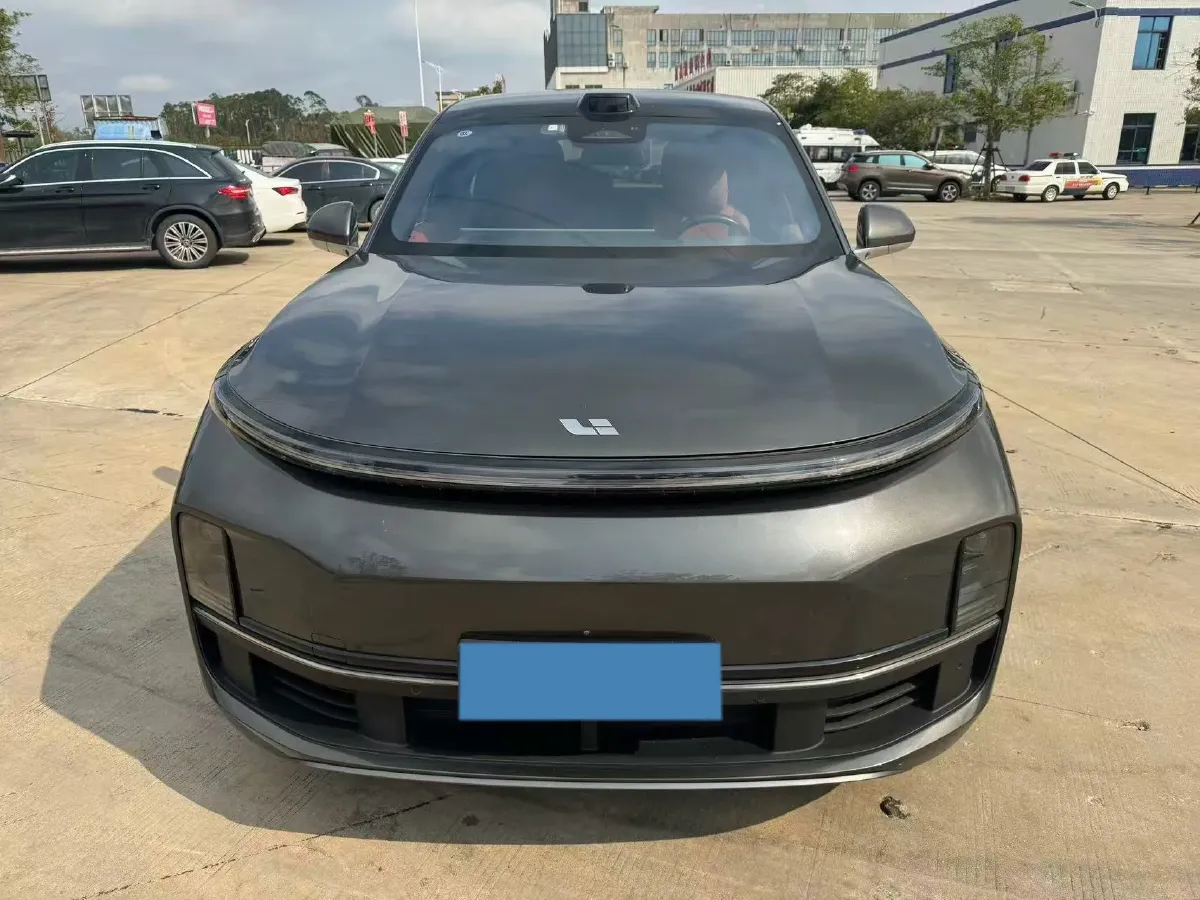 2022 Li L9 Range Extended 154HP REEV 42.6KWH,autocango,china used car exporter,china ev exporter,chinese used car exporter,chinese used ev exporter