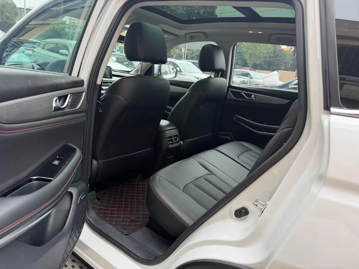 2020 ChangAn CS75 1.5T 178HP L4 7DCT,autocango,china used car exporter,china ev exporter,chinese used car exporter,chinese used ev exporter