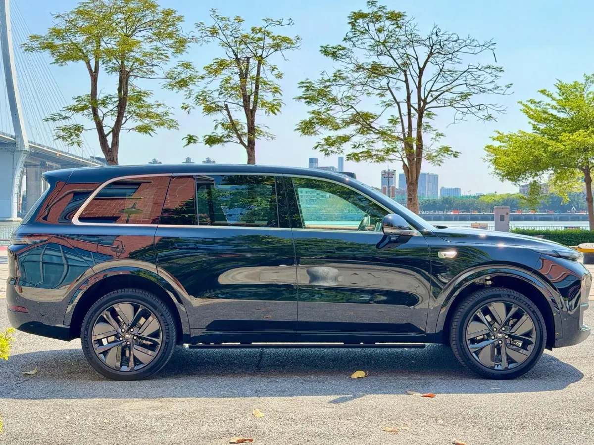 2024 Li L9 Range Extended 154HP REEV 52.3KWH,autocango,china used car exporter,china ev exporter,chinese used car exporter,chinese used ev exporter