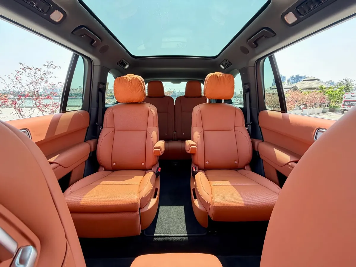 2024 Li L9 Range Extended 154HP REEV 52.3KWH,autocango,china used car exporter,china ev exporter,chinese used car exporter,chinese used ev exporter