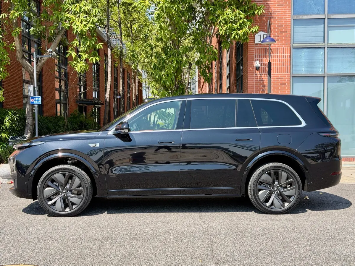 2024 Li L9 Range Extended 154HP REEV 52.3KWH,autocango,china used car exporter,china ev exporter,chinese used car exporter,chinese used ev exporter