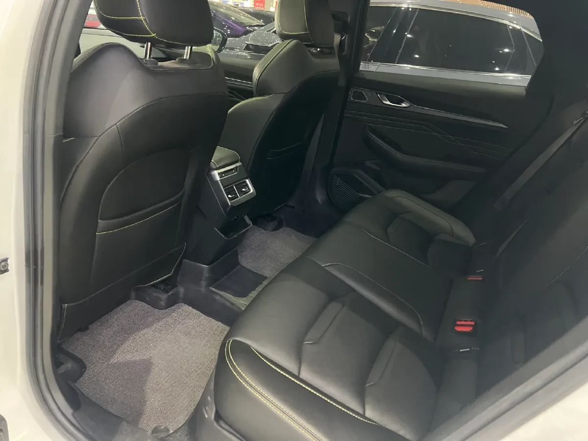 2023 Geely Preface 1.5T 181HP L4 7DCT,autocango,china used car exporter,china ev exporter,chinese used car exporter,chinese used ev exporter