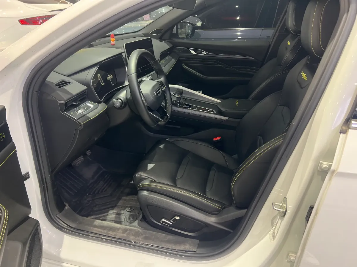 2023 Geely Preface 1.5T 181HP L4 7DCT,autocango,china used car exporter,china ev exporter,chinese used car exporter,chinese used ev exporter