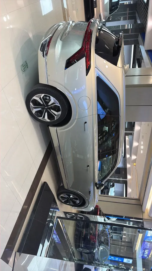 2025 WEY BlueMountain 1.5T 170HP L4 4DHT PHEV 44.5KWH,autocango,china used car exporter,china ev exporter,chinese used car exporter,chinese used ev exporter