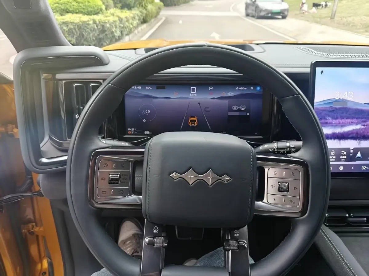 2023 Toyota Crown Kluger 2.5L 189HP L4 E-CVT Hybrid,autocango,china used car exporter,china ev exporter,chinese used car exporter,chinese used ev exporter