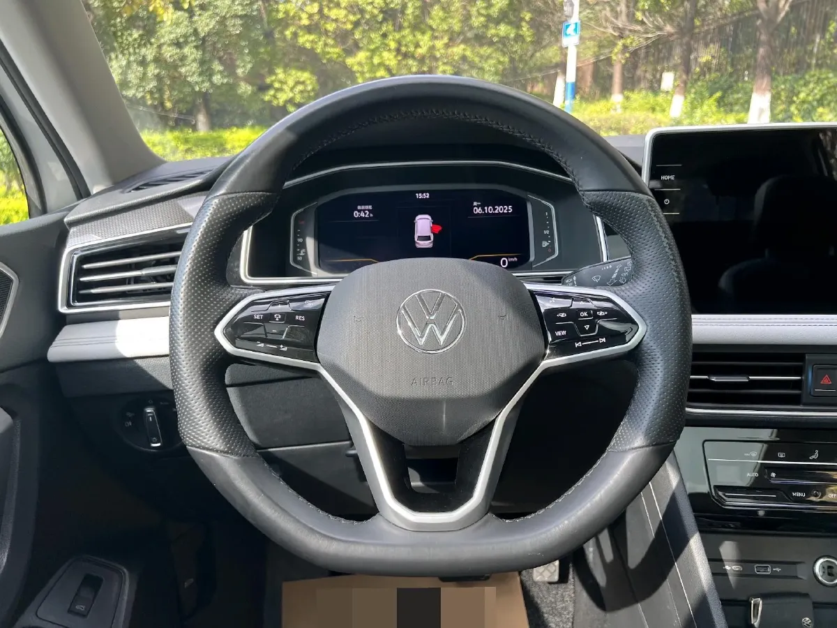 2023 Volkswagen Tiguan L 1.5T 160HP L4 7DCT,autocango,china used car exporter,china ev exporter,chinese used car exporter,chinese used ev exporter