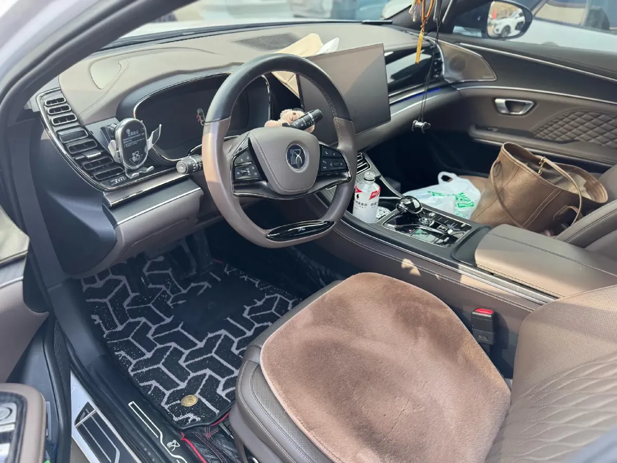 2022 Volkswagen Tiguan L 2.0T 186HP L4 7DCT,autocango,china used car exporter,china ev exporter,chinese used car exporter,chinese used ev exporter