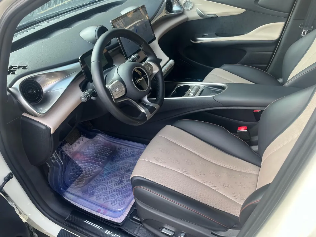 2023 BYD Dolphin BEV 44.928KWH,autocango,china used car exporter,china ev exporter,chinese used car exporter,chinese used ev exporter