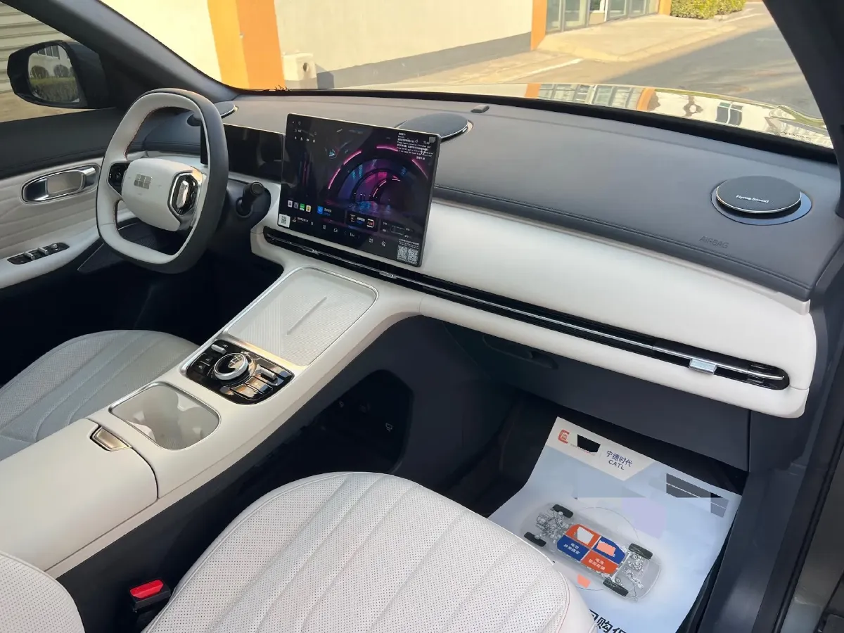 2025 ChangAn KuaYue KuaYueXing V7 EV BEV 50.23KWH,autocango,china used car exporter,china ev exporter,chinese used car exporter,chinese used ev exporter