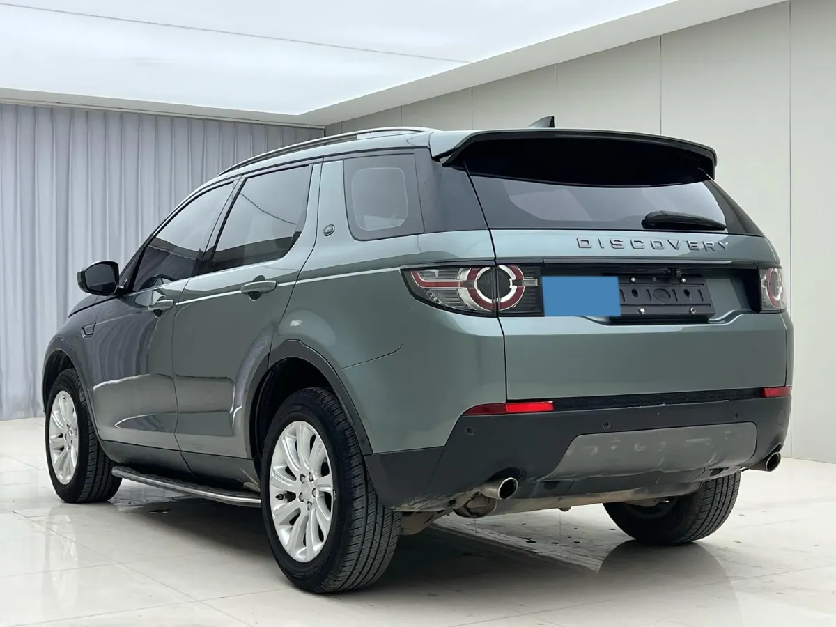 2018 Land Rover Discovery Sport 2.0T 241HP L4 9AT,autocango,china used car exporter,china ev exporter,chinese used car exporter,chinese used ev exporter