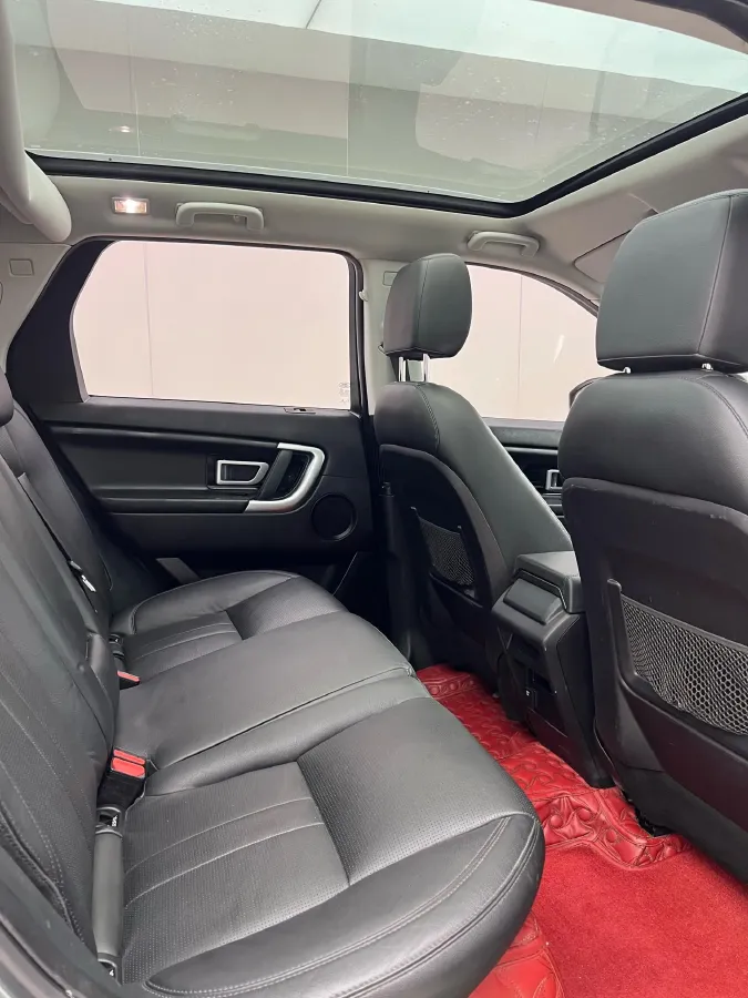 2018 Land Rover Discovery Sport 2.0T 241HP L4 9AT,autocango,china used car exporter,china ev exporter,chinese used car exporter,chinese used ev exporter