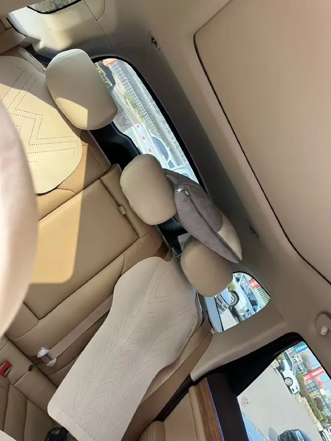 2024 AITO AITO M7 1.5T 152HP L4 REEV 42KWH,autocango,china used car exporter,china ev exporter,chinese used car exporter,chinese used ev exporter