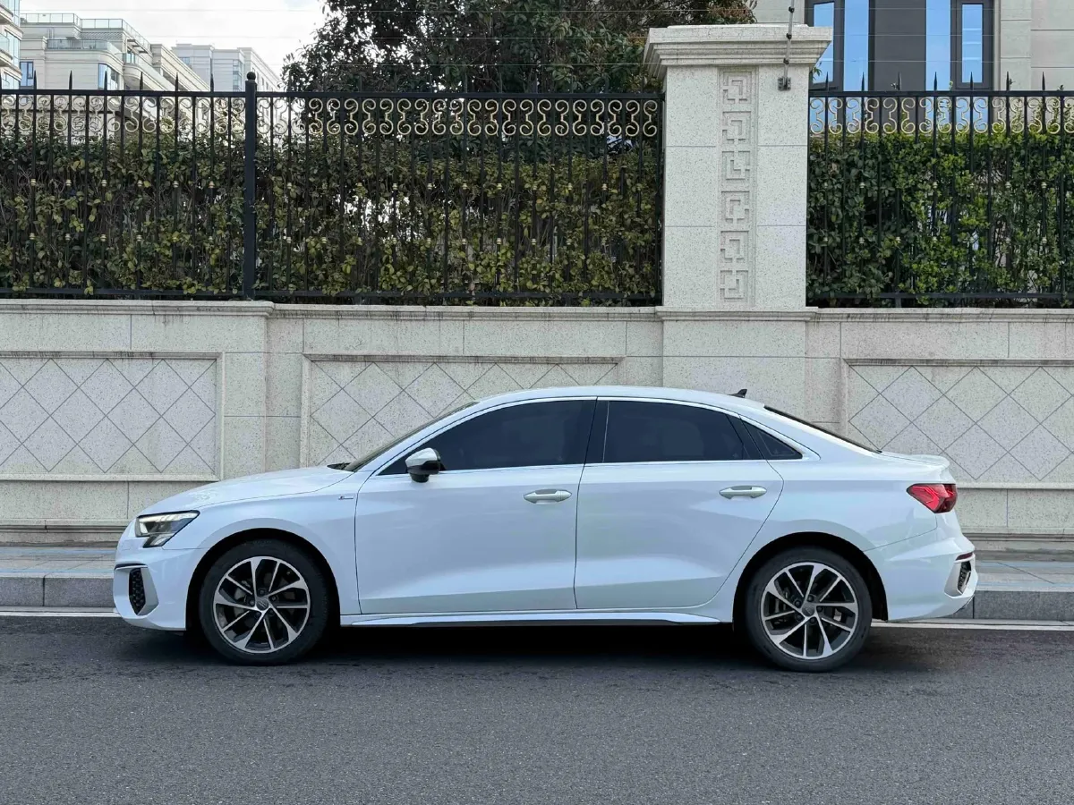 2021 Audi A3 1.4T 150HP L4 7DCT,autocango,china used car exporter,china ev exporter,chinese used car exporter,chinese used ev exporter