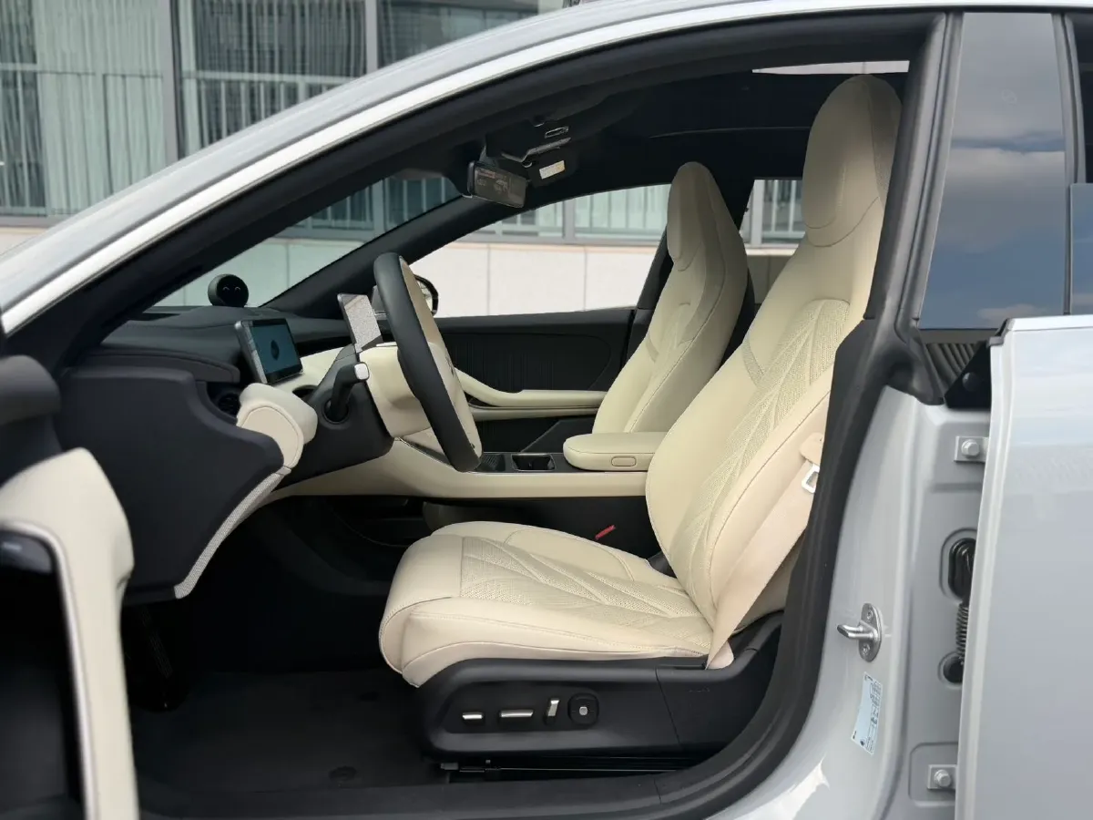 2025 NIO ET5T BEV,autocango,china used car exporter,china ev exporter,chinese used car exporter,chinese used ev exporter