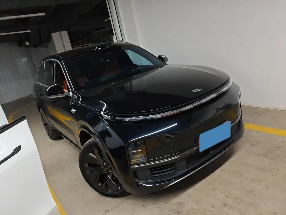 2024 Ford Bronco 2.3T 275HP L4 10AT,autocango,china used car exporter,china ev exporter,chinese used car exporter,chinese used ev exporter