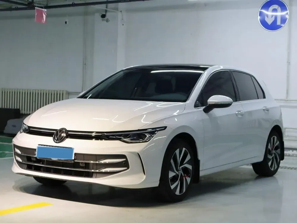 2025 Volkswagen Golf 1.5T 160HP L4 7DCT,autocango,china used car exporter,china ev exporter,chinese used car exporter,chinese used ev exporter