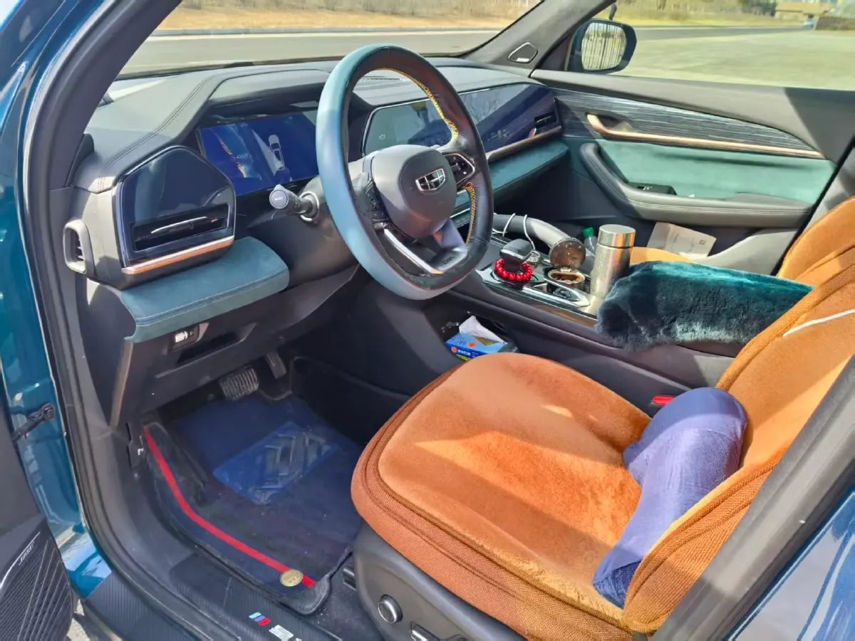 2021 Geely Monjaro 2.0T 238HP L4 8AT,autocango,china used car exporter,china ev exporter,chinese used car exporter,chinese used ev exporter