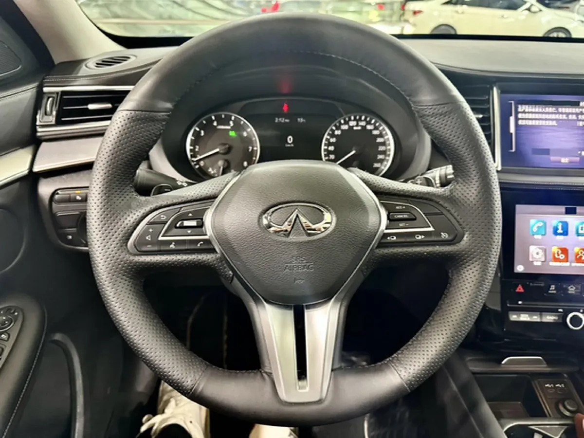 2022 Infiniti QX50 2.0T 245HP L4 CVT,autocango,china used car exporter,china ev exporter,chinese used car exporter,chinese used ev exporter