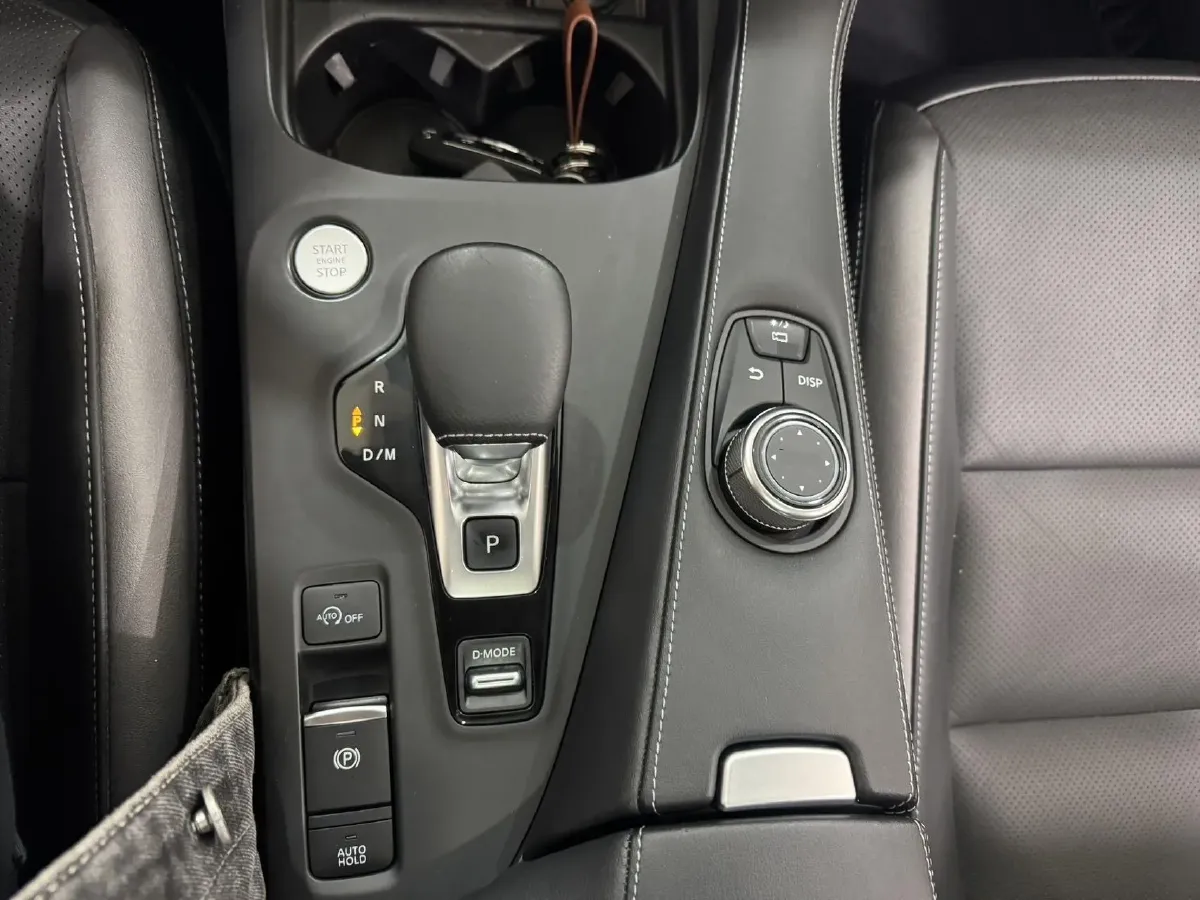 2022 Infiniti QX50 2.0T 245HP L4 CVT,autocango,china used car exporter,china ev exporter,chinese used car exporter,chinese used ev exporter