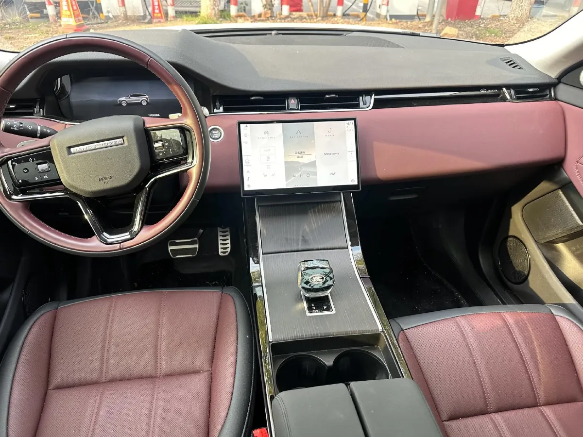 2024 Land Rover Range Rover Evoque 2.0T 249HP L4 9AT,autocango,china used car exporter,china ev exporter,chinese used car exporter,chinese used ev exporter