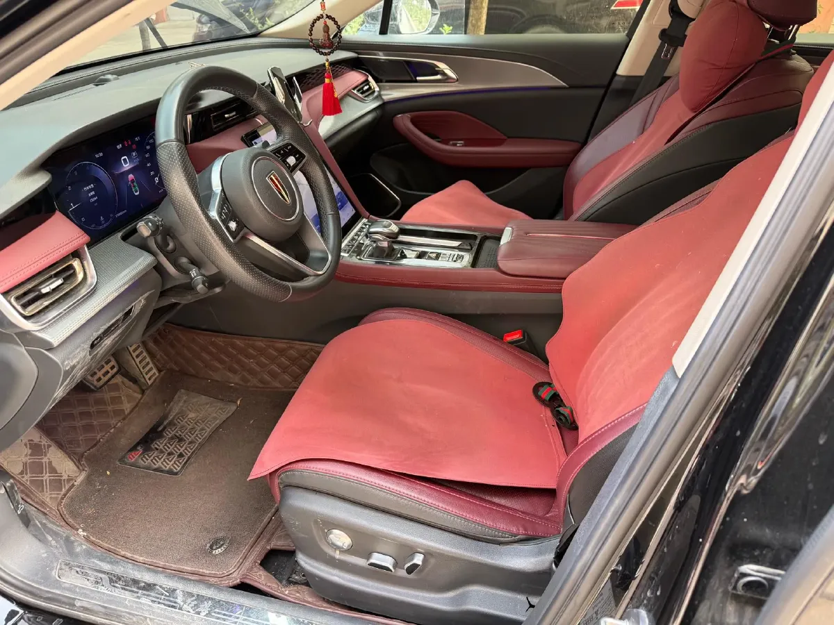 2023 HongQi H5 2.0T 224HP L4 8AT,autocango,china used car exporter,china ev exporter,chinese used car exporter,chinese used ev exporter